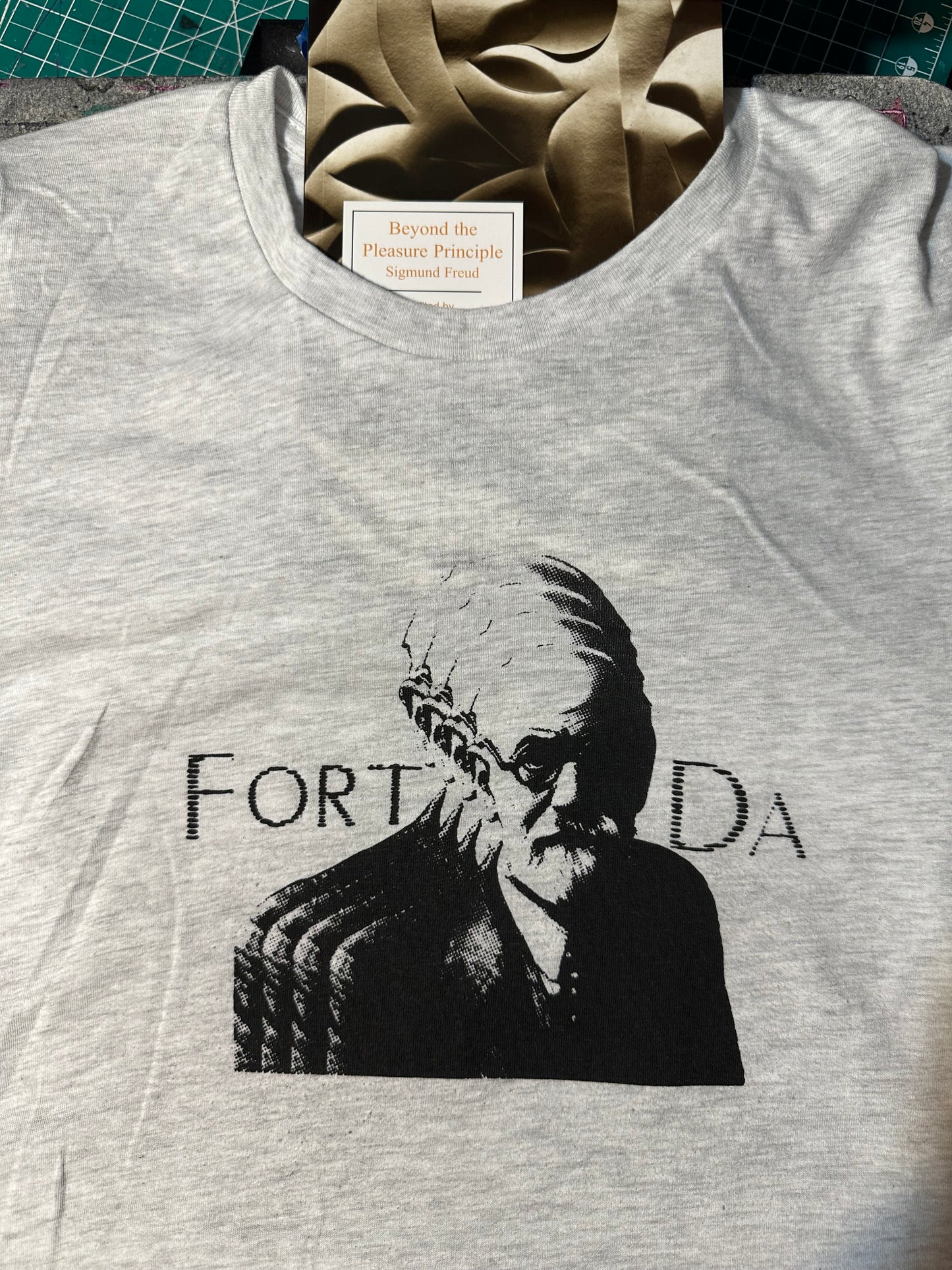 Freud, Fort Da Shirt