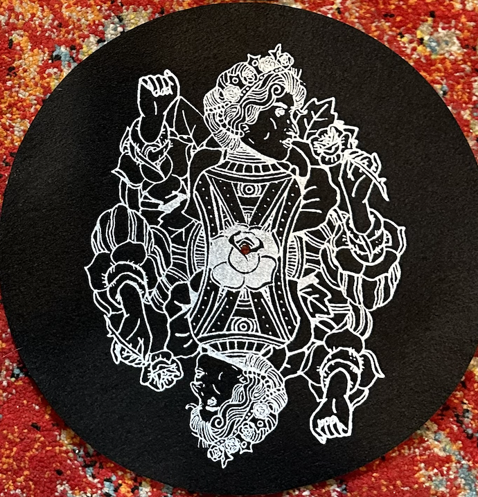 Luxemburg, Queen of Roses Slipmat